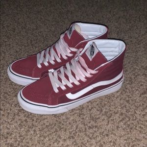 Hightop Burgundy Vans